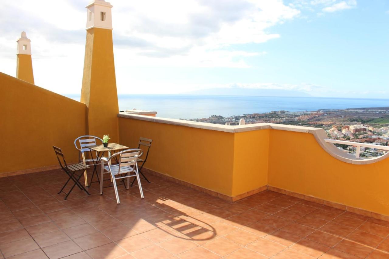 Holiday Home With A Serene Ocean And Mountain View Costa Adeje  Exterior photo