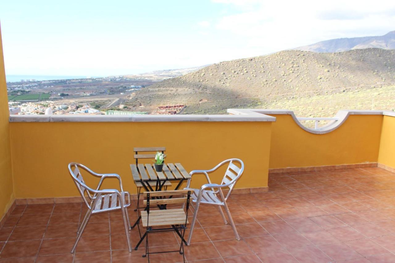 Holiday Home With A Serene Ocean And Mountain View Costa Adeje  Exterior photo