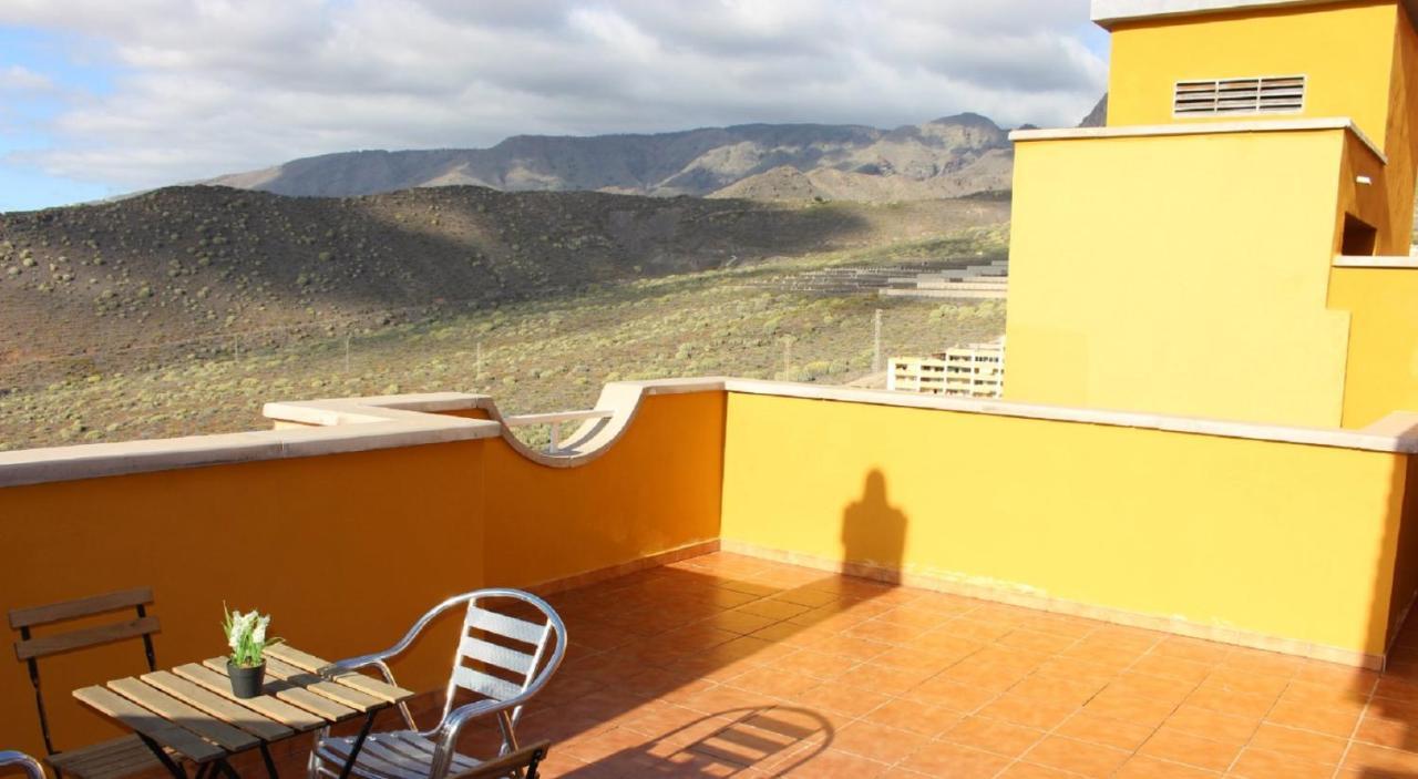 Holiday Home With A Serene Ocean And Mountain View Costa Adeje  Exterior photo