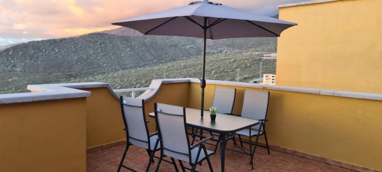Holiday Home With A Serene Ocean And Mountain View Costa Adeje  Exterior photo