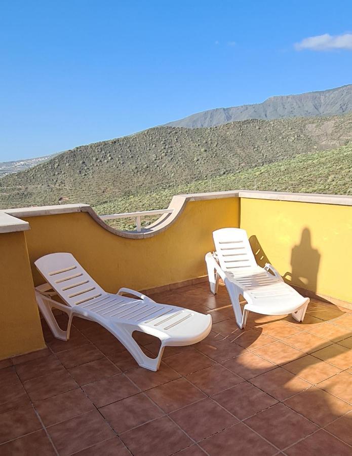 Holiday Home With A Serene Ocean And Mountain View Costa Adeje  Exterior photo